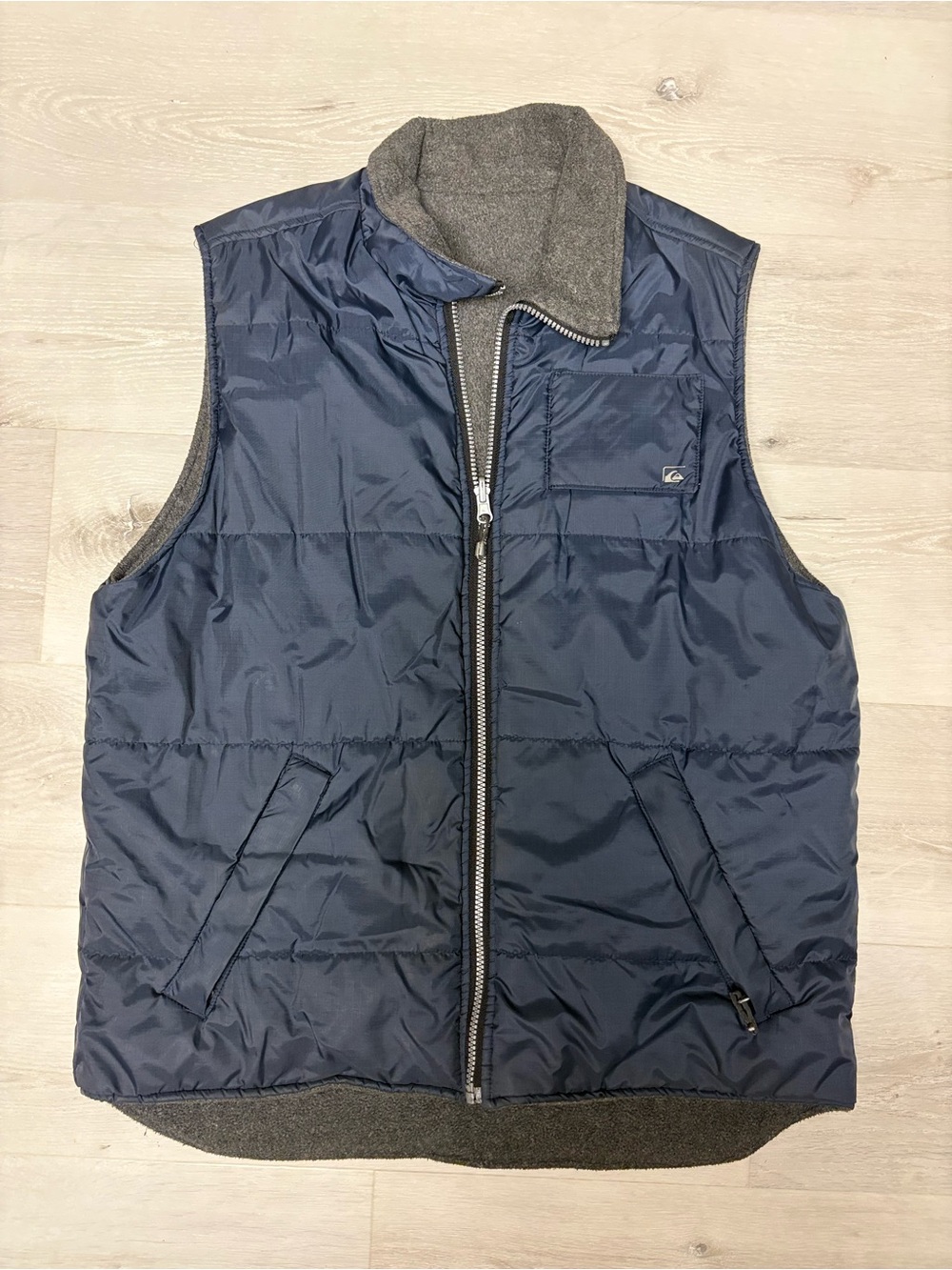 Men’s reversible Quicksilver vest